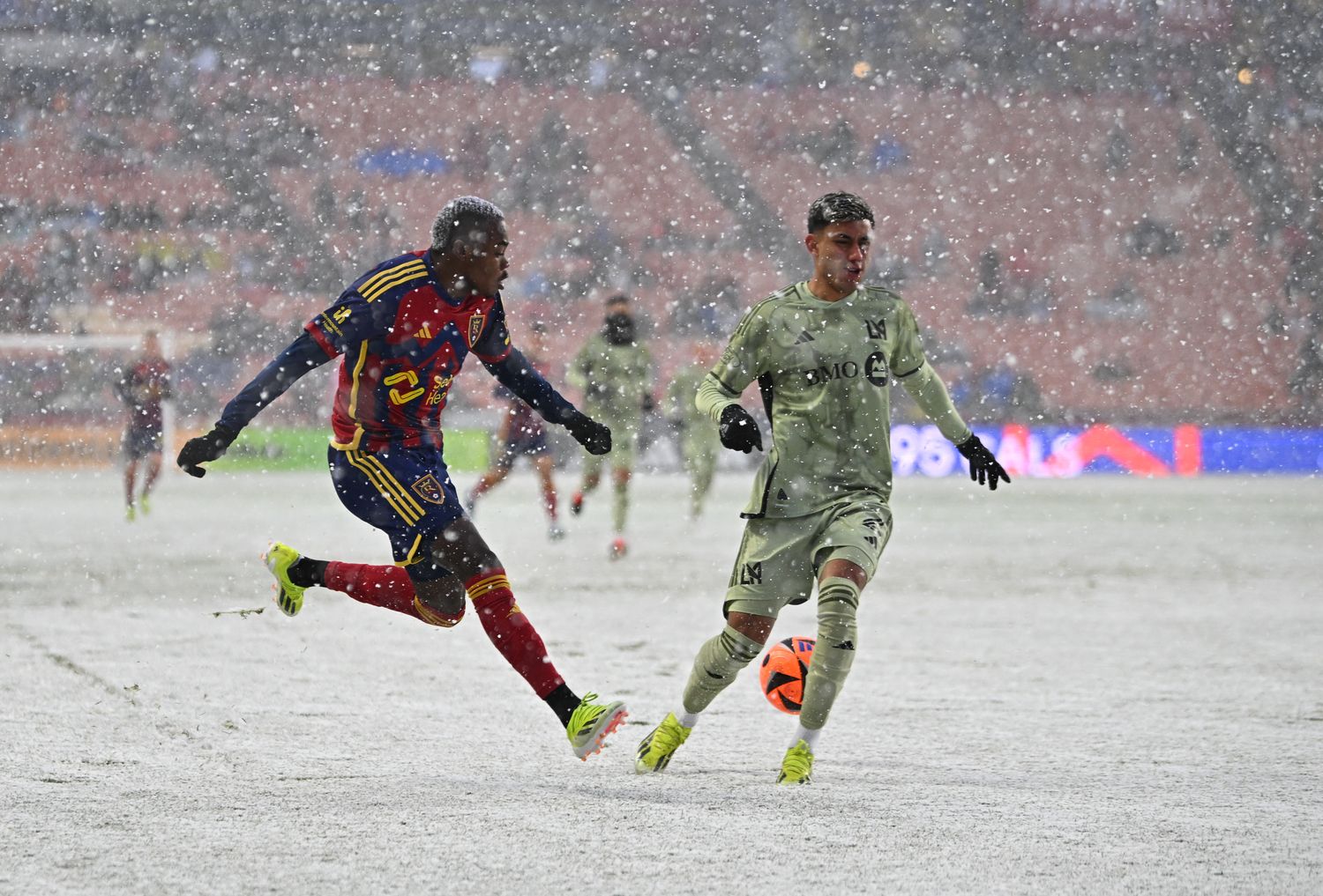 Gómez shoots during Real Salt Lake’s 3-0 win over Los Angeles FC on March 2, 2024.